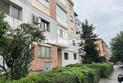 Apartament 3 camere, decomandat Str. 22 Decembrie 1989 - 8