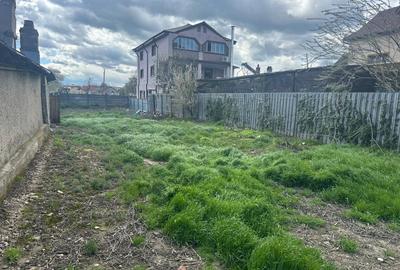 Teren Construcții intravilan de 455 mp, în Est - 2