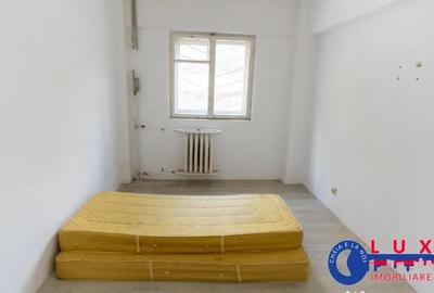 Spațiu comercial, de 66 mp, în Piața Nouă - 9