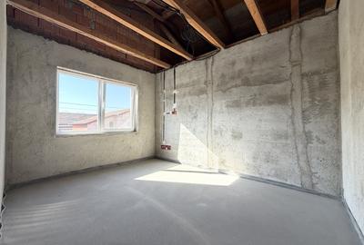 Duplex cu 5 camere cu Canalizare în Ghiroda - 7