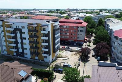 Sp com 277 mp, se poate inchiria si jumatate, bl nou, Lic Unirea - 1