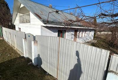 Casă cu 4 camere cu Teren 1045 Mp în Central - 2