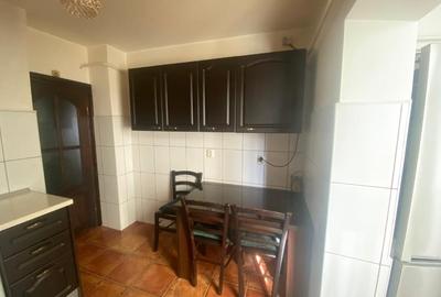 Apartament cu 2 camere decomandat, mobilat în Piața Centrală - 3
