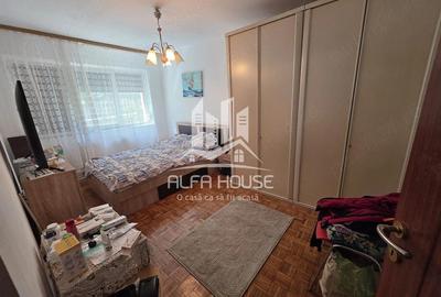 Apartament cu 3 camere decomandat în Moroasa 2 - 1