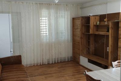 Inchiriez garsoniera - 6