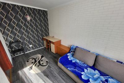 Apartament cu 3 camere semidecomandat în Micro 19 - 2