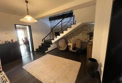 Casă cu 6 camere cu Teren 300 Mp în Central - 3