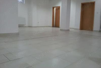 Spațiu comercial, de 200 mp, în Central - 1