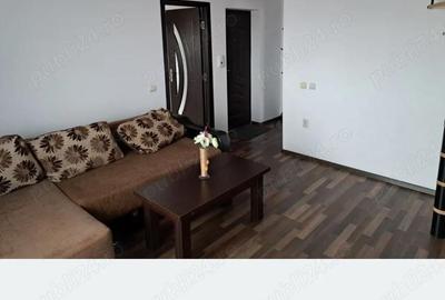 Apartament cu 2 camere semidecomandat în Tractorul - 7