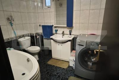 Spațiu comercial, de 440 mp, în Central - 6