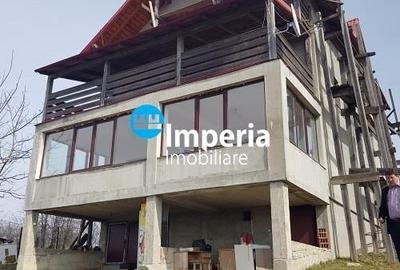 Proprietate deosebita in Bucium,  teren extins si panouri solare - 10