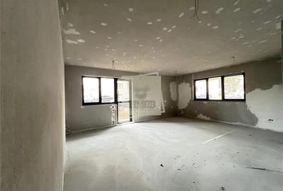 Spatiu comercial intabulat cu vitrina 99 mpu  in zona Supeco - 5