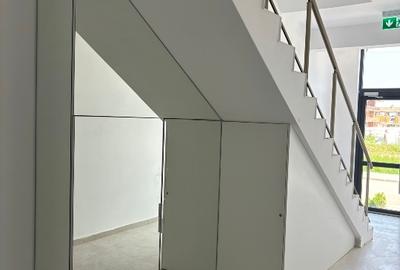 Apartament de vânzare 64000 Euro - 3