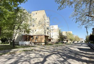 Apartament cu 2 camere decomandat în Carei - 11