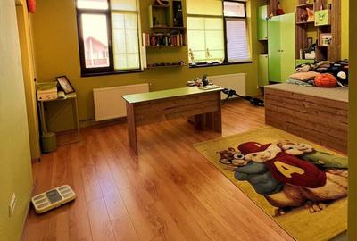 Casă cu Teren 500 Mp în 1 Decembrie - 5