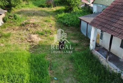 Casă cu 2 camere cu Teren 2500 Mp în Hășdat - 1