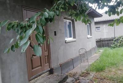 Casă cu 4 camere în Dersca - 3