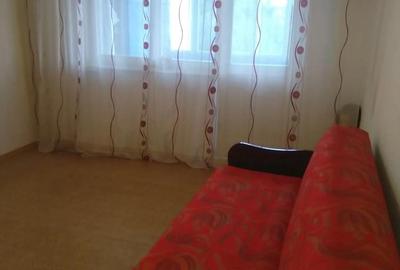 Apartament cu 3 camere decomandat în Caragiale