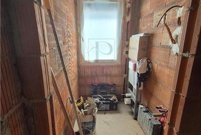 Apartament cu 3 camere decomandat în Ciarda Roșie - 8