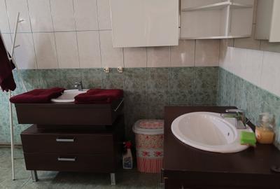 Casa 7 camere libera la vanzare SATU NOU - 17