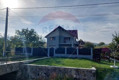 Casă individuală cu 7 camere cu Garaj în Nicolae Bălcescu - 3