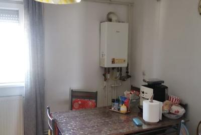Apartament cu 2 camere semidecomandat, mobilat în Rovine - 7