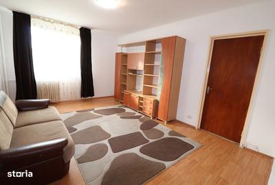 Apartament cu 3 camere în Dristor