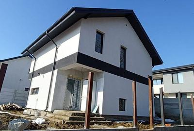 Casă cu 3 camere cu Teren 280 Mp în Berceni - 3