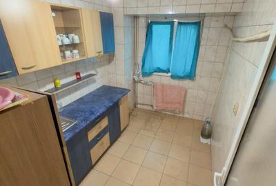 Apartament cu 3 camere decomandat în Doamna Ghica
