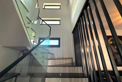 Vila de vanzare cu design deosebit in cartierul Bucium - 11