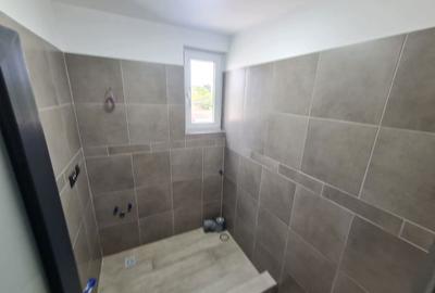 Casă cu Teren 500 Mp în Central - 10