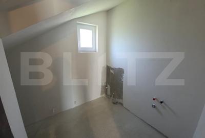 Casa spatioasa cu priveliste superba-5 camere, 125 mp utili, teren 10 ari-Unirea - 11