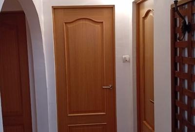 Apartament cu 3 camere decomandat în Central - 4