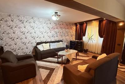 Apartament 3 camere + loc de parcare - 1