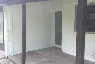 Casă cu 3 camere cu Teren 1748 Mp în Checea - 1