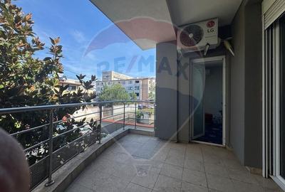 Casa / Vila spatioasa de inchiriat - Militari, zona Moinesti - 18