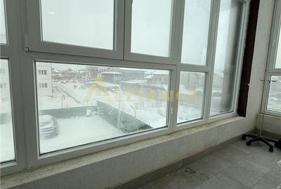 Apartament cu 3 camere decomandat, mobilat în Central - 20