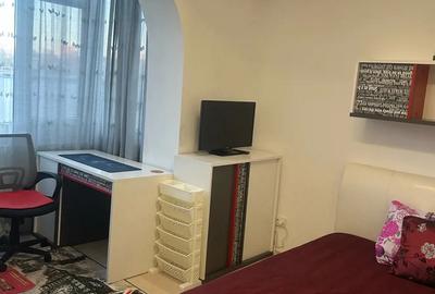 Central-Magheru-CA Rosetti-3 camere bloc fara risc, anvelopat - 2