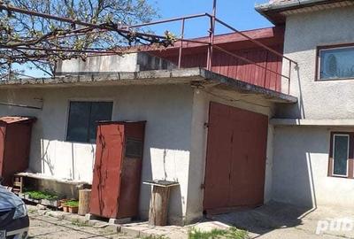 Casă cu 8 camere cu Teren 1669 Mp în Gilău - 4