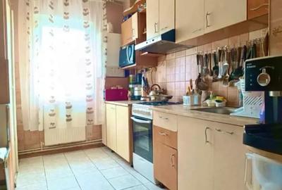 Apartament cu 4 camere, decomandat - zona Astra - 3