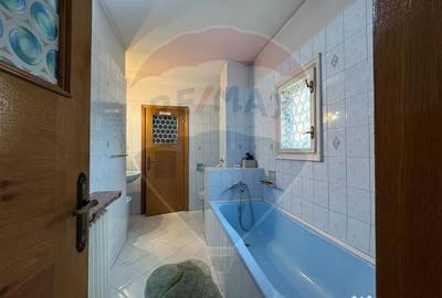 Casă cu 7 camere cu Garaj în Industriilor - 5