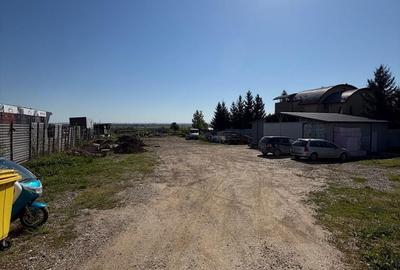 Teren de 5500 mp, în Mărgineni - 7