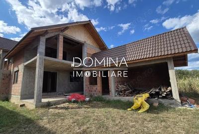 Casă cu 5 camere cu Teren 4334 Mp în Runcu - 5