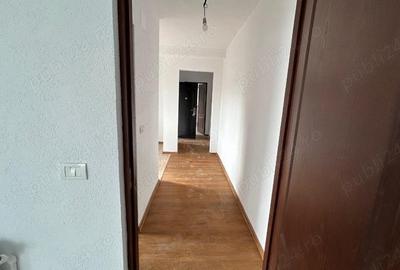 Casa singur curte nou , P+1 la parc ?i Lac - 4