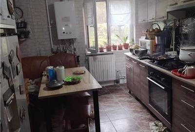 Apartament cu 4 camere decomandat, mobilat în Aeroport - 2
