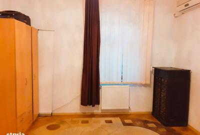 Apartament cu 3 camere în Central - 11