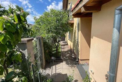 Casă cu 4 camere cu Teren 250 Mp în Giroc