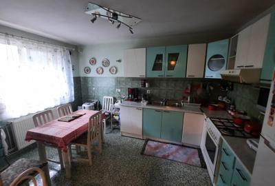 Duplex 5 camere in Gruia, teren 353 mp, utili 180 mp - 1