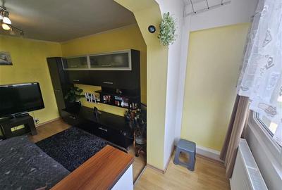 Apartament cu 2 camere decomandat, mobilat în Micro I - 21