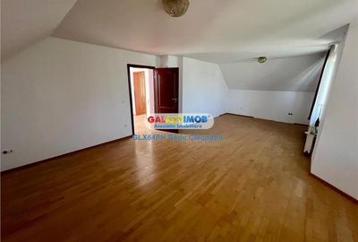 Casă cu 5 camere cu Teren 1600 Mp în Strejnicu - 4